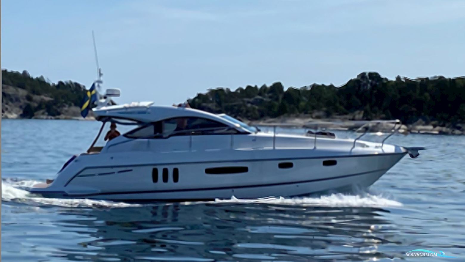 Fairline Targa 38 GT Motorboat 2012, with 2x Volvo Penta D4-300 Evc-D engine, Sweden