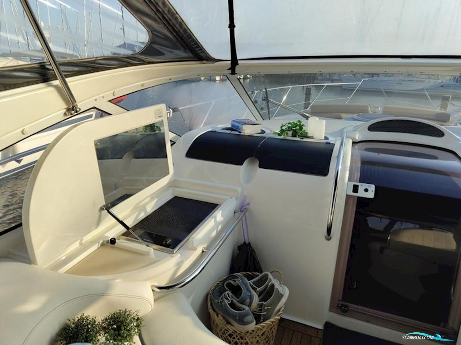 Fairline Targa 43