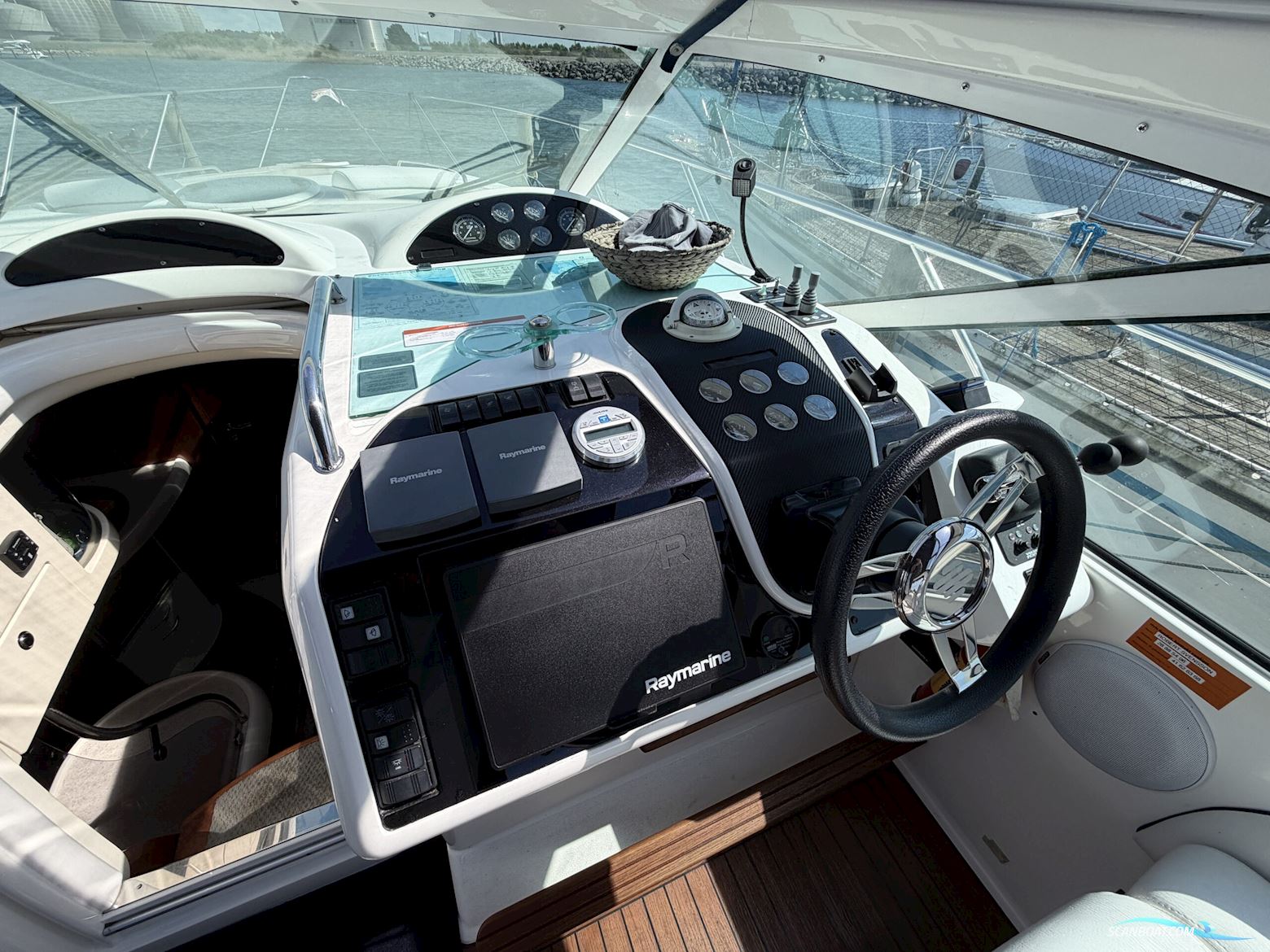 Fairline Targa 43