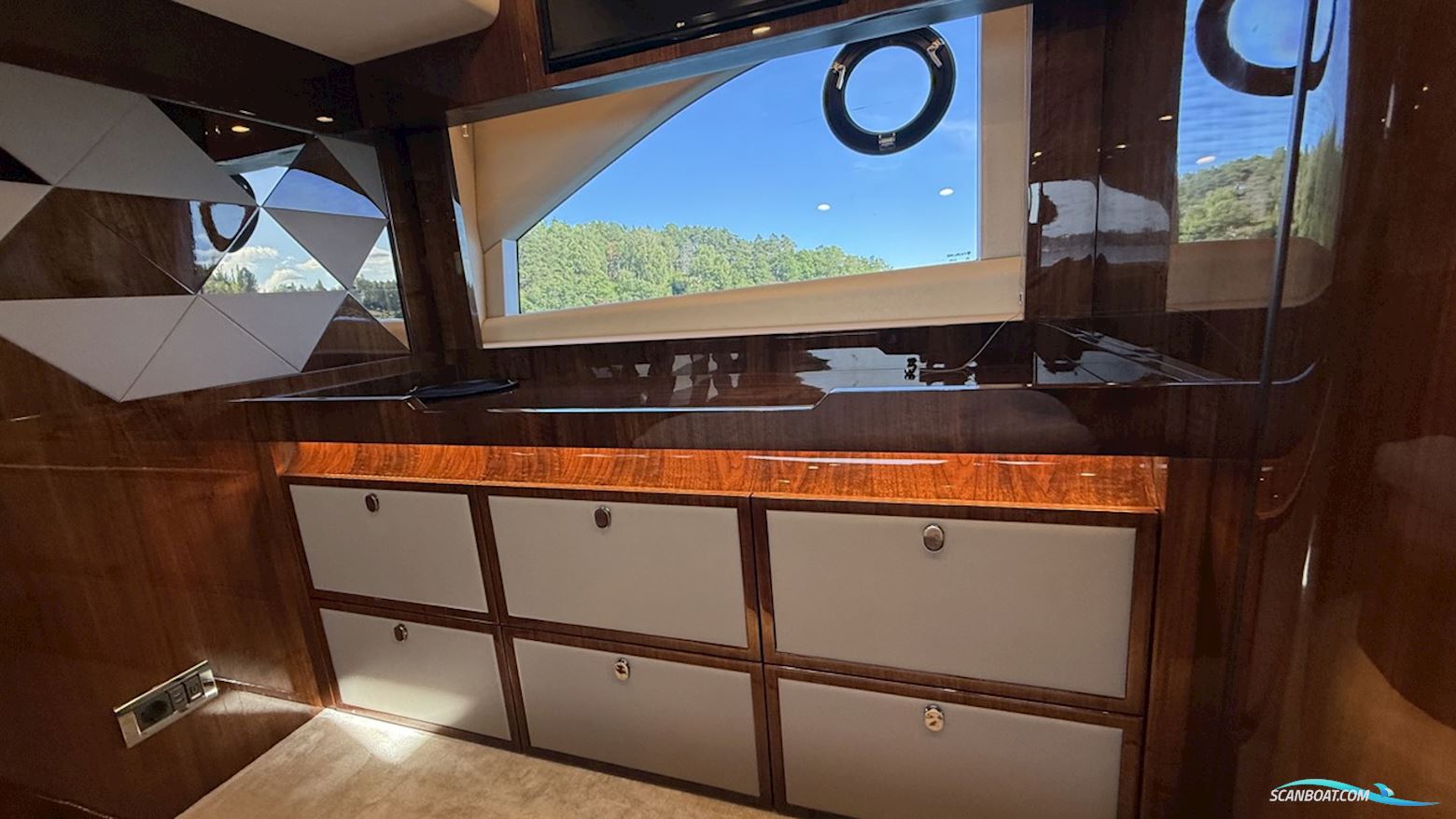 Fairline Targa 43
