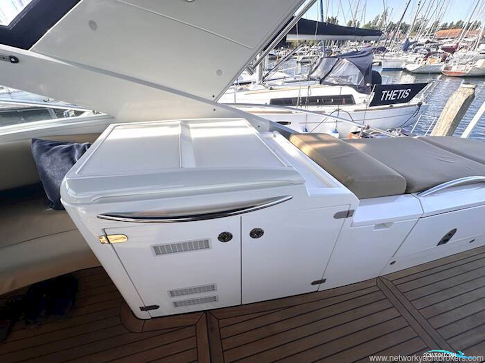 Fairline Targa 52