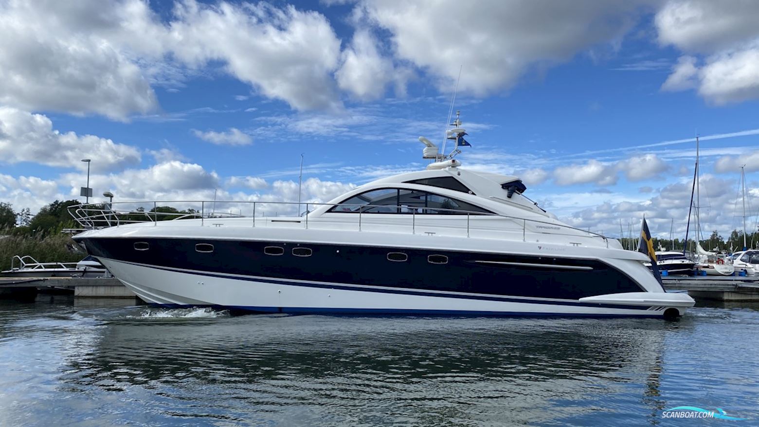Fairline Targa 52 Motorboat 2008, with 2x Volvo Penta D12 800 Ca, 990h engine, Sweden
