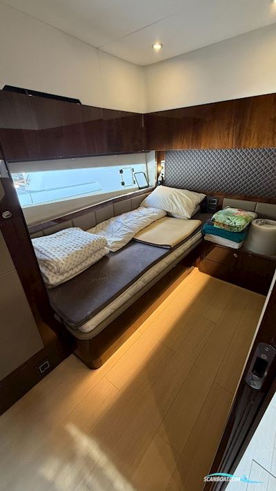 Fairline Targa 65 GT - 2020 Motorboat 2020, with Caterpillar C18 engine, Croatia