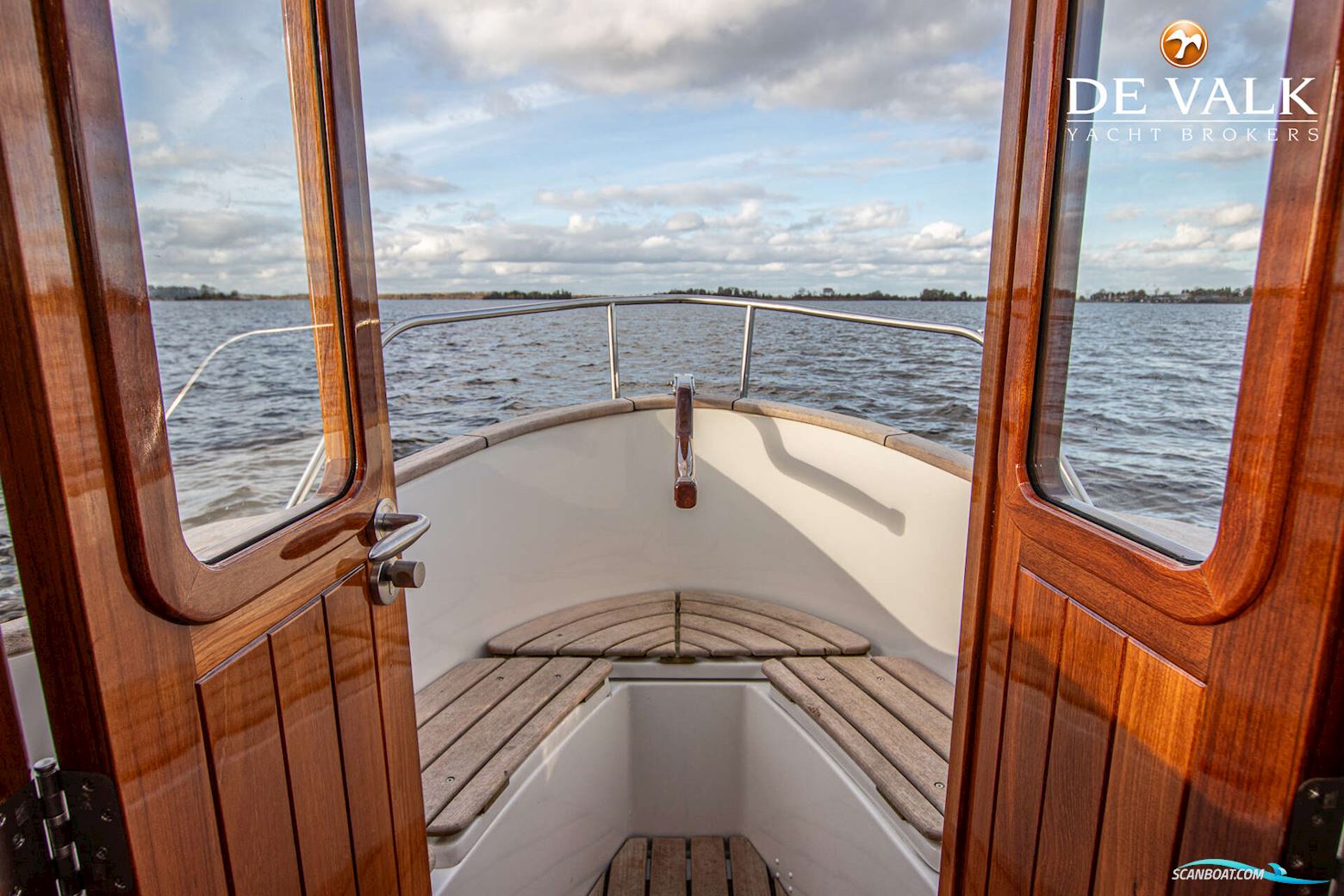 Fairways Marine Fisher 30 Pilothouse