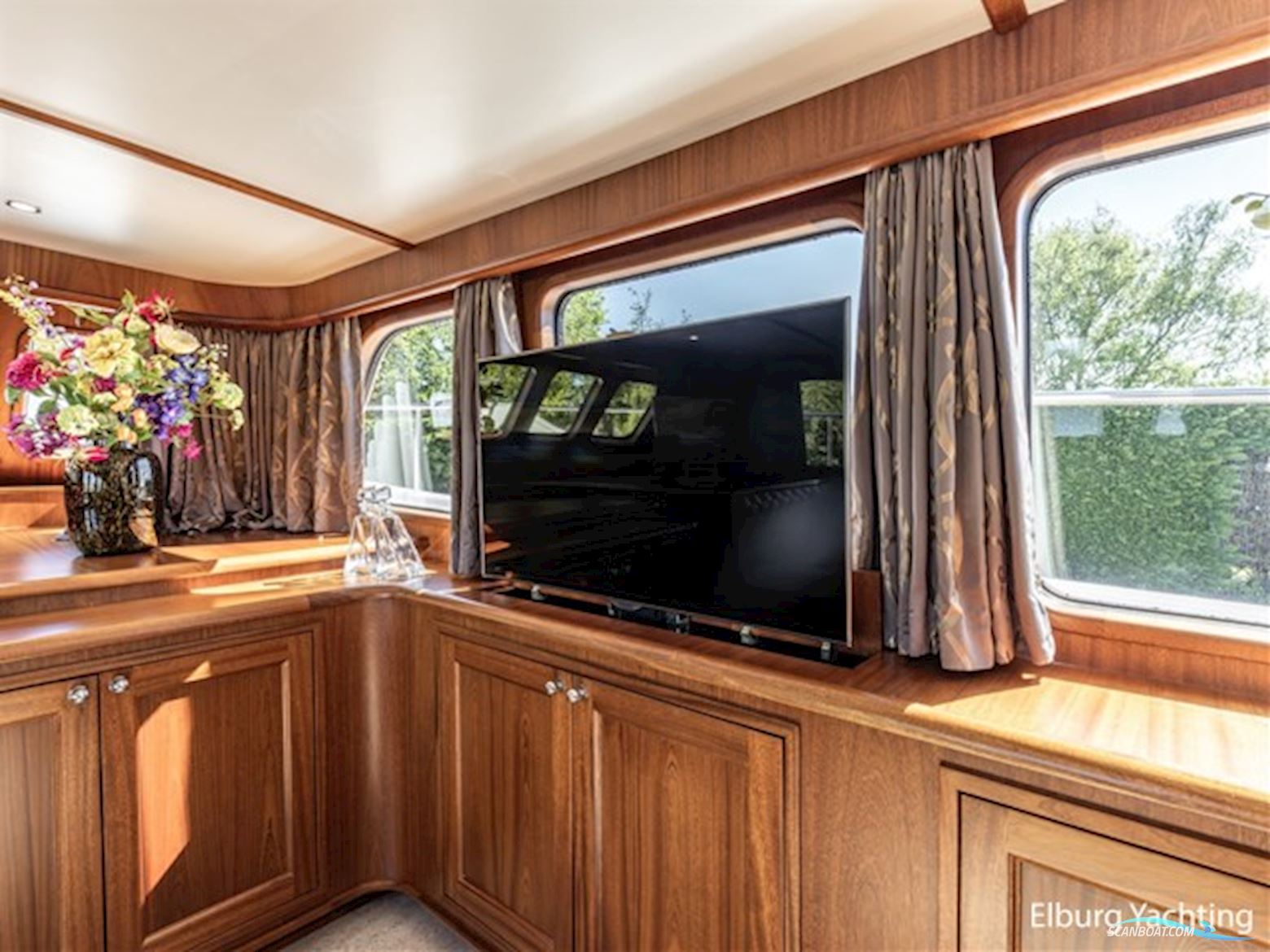 Feadship Classic 80ft - MY Spirit of Freedom