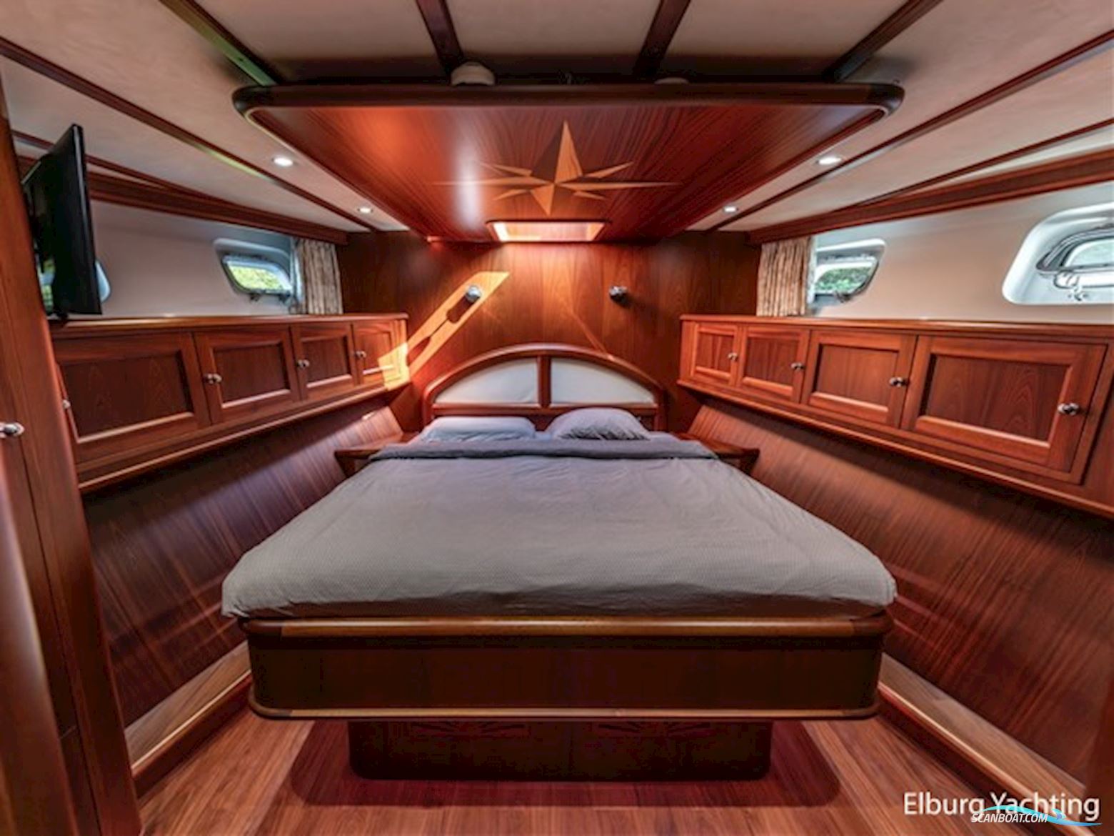 Feadship Classic 80ft - MY Spirit of Freedom