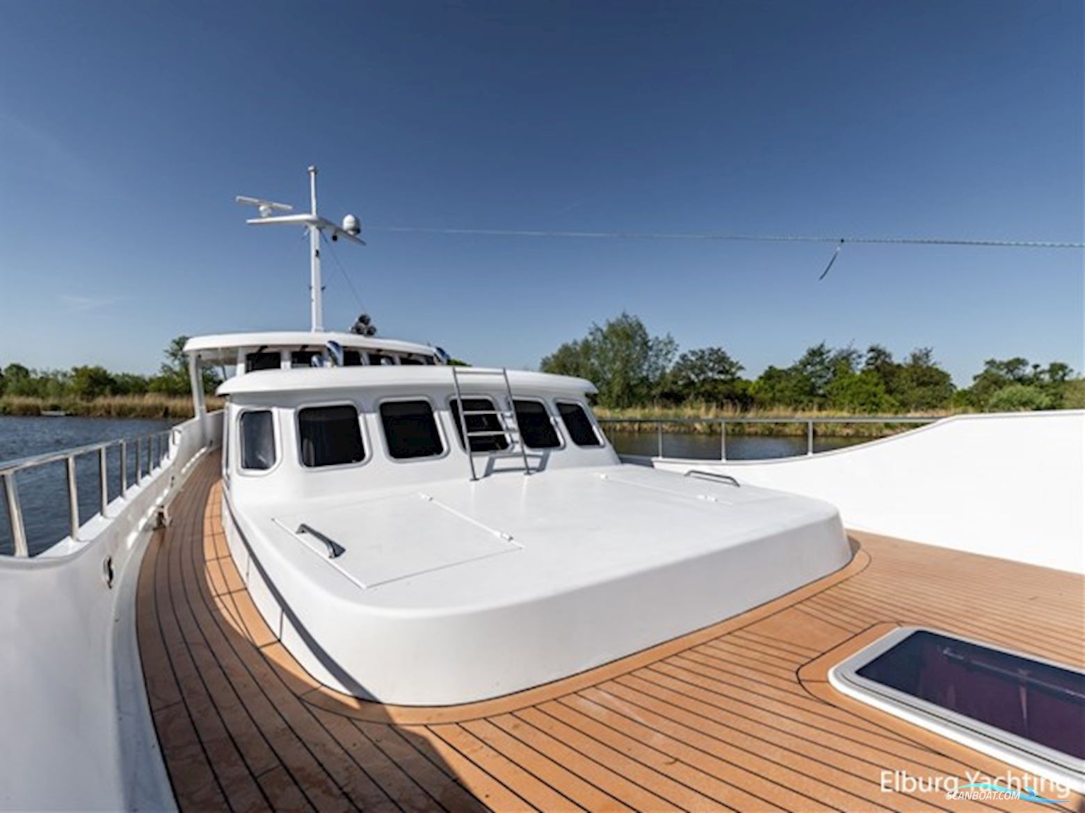 Feadship Classic 80ft - MY Spirit of Freedom