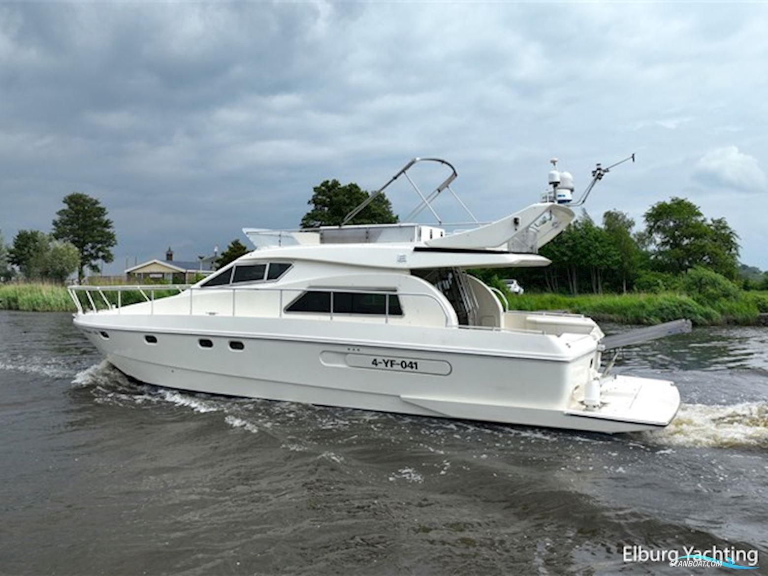 Ferretti 150 Fly 