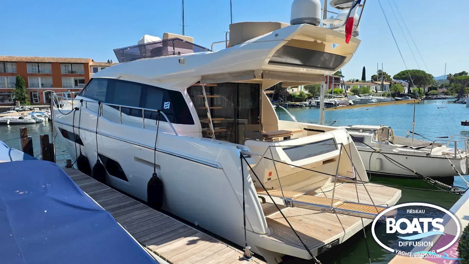 Ferretti 450 Fly Motorboat 2017, with Cummins engine, France
