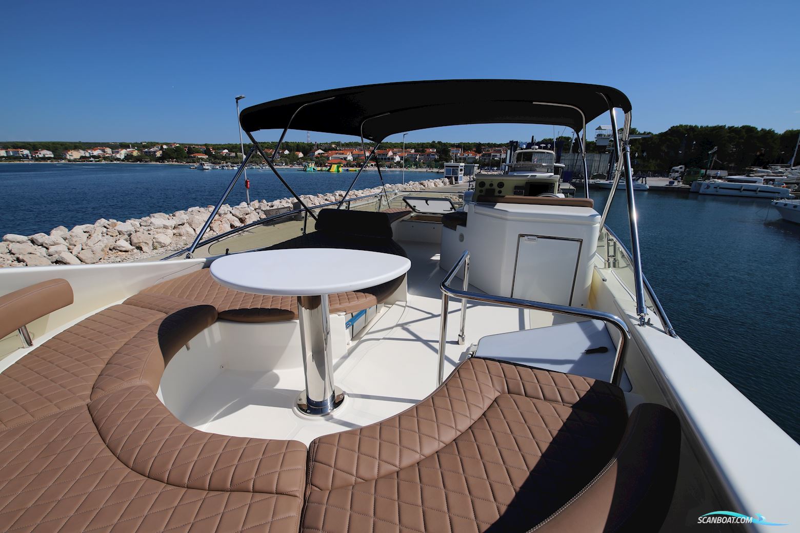 Ferretti 480