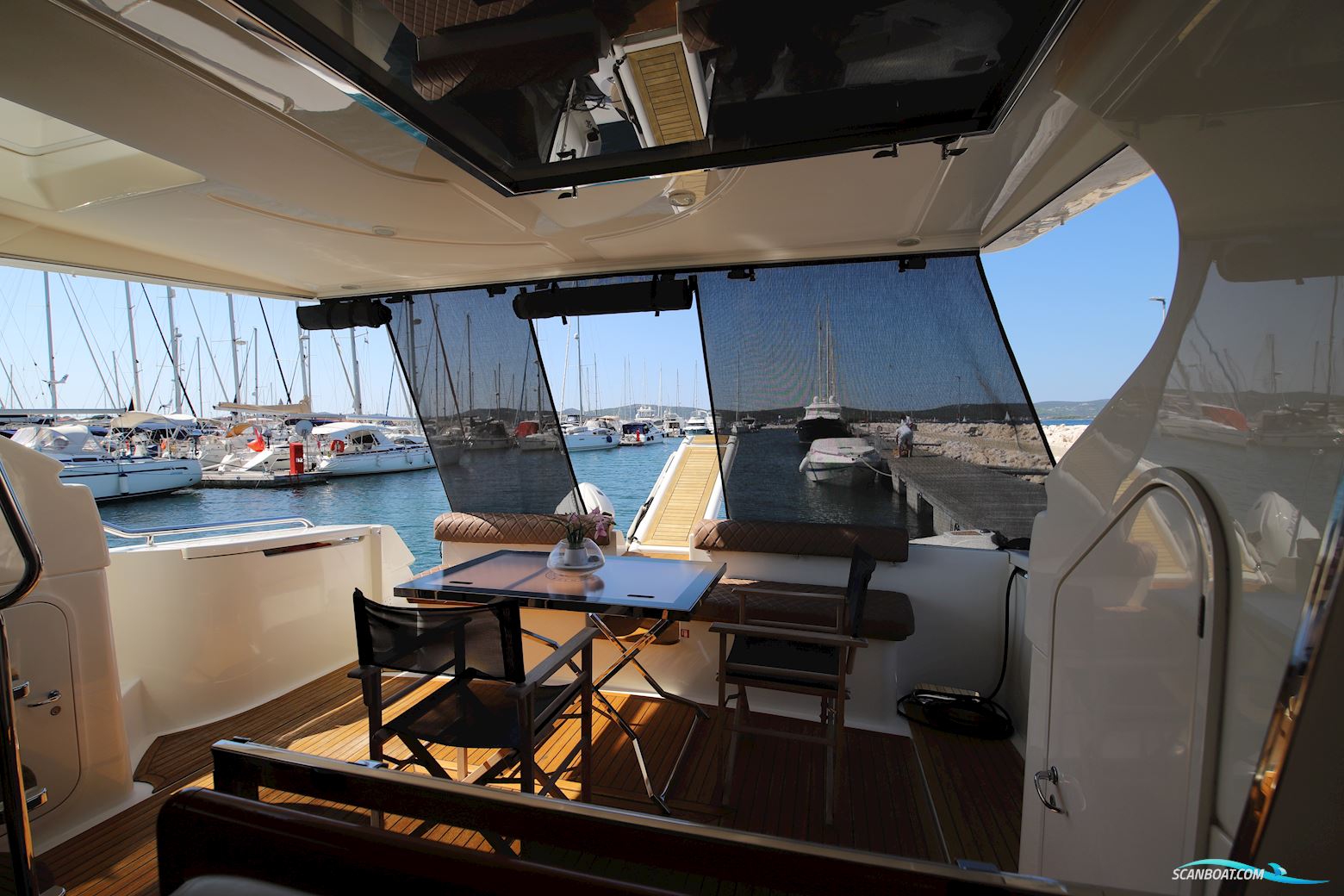 Ferretti 480