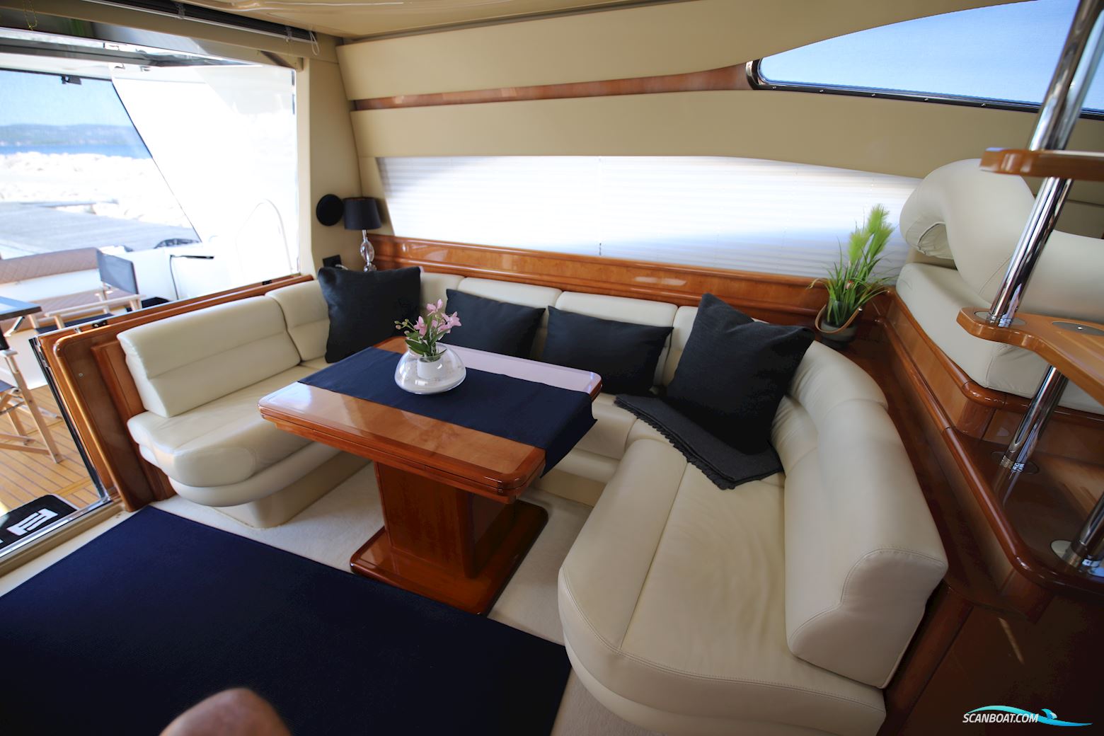 Ferretti 480