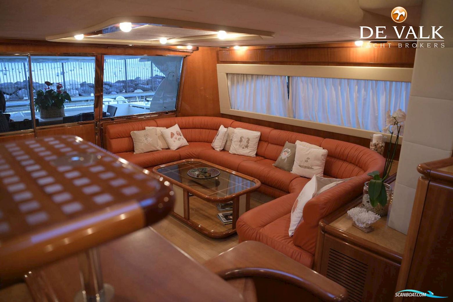 Ferretti 760