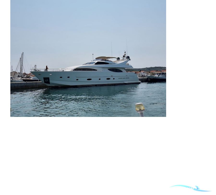 Ferretti 94 Custom Line
