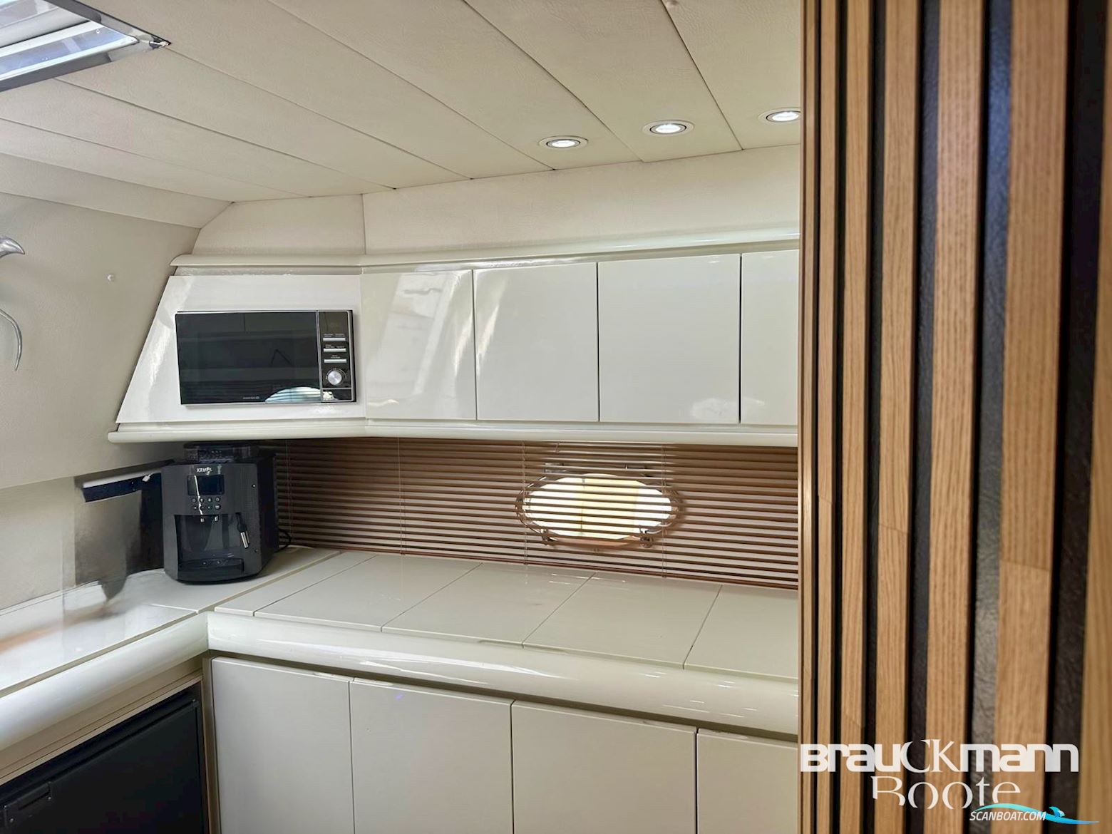 Ferretti Pershing 40