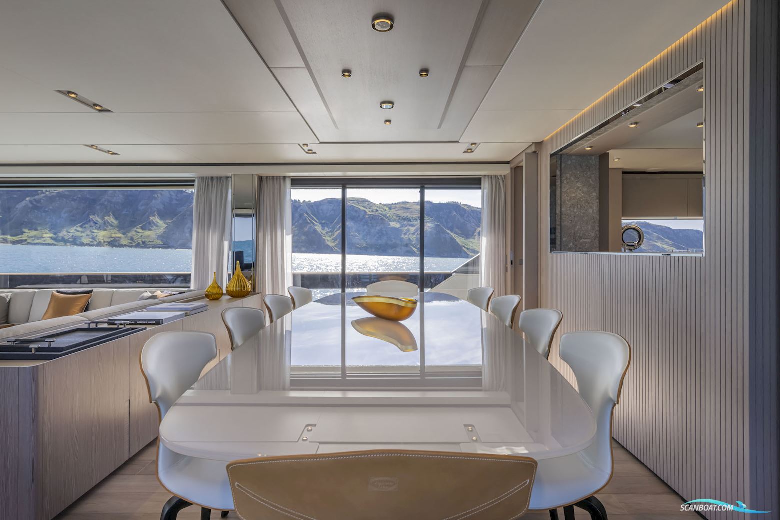 Ferretti Yachts 1000