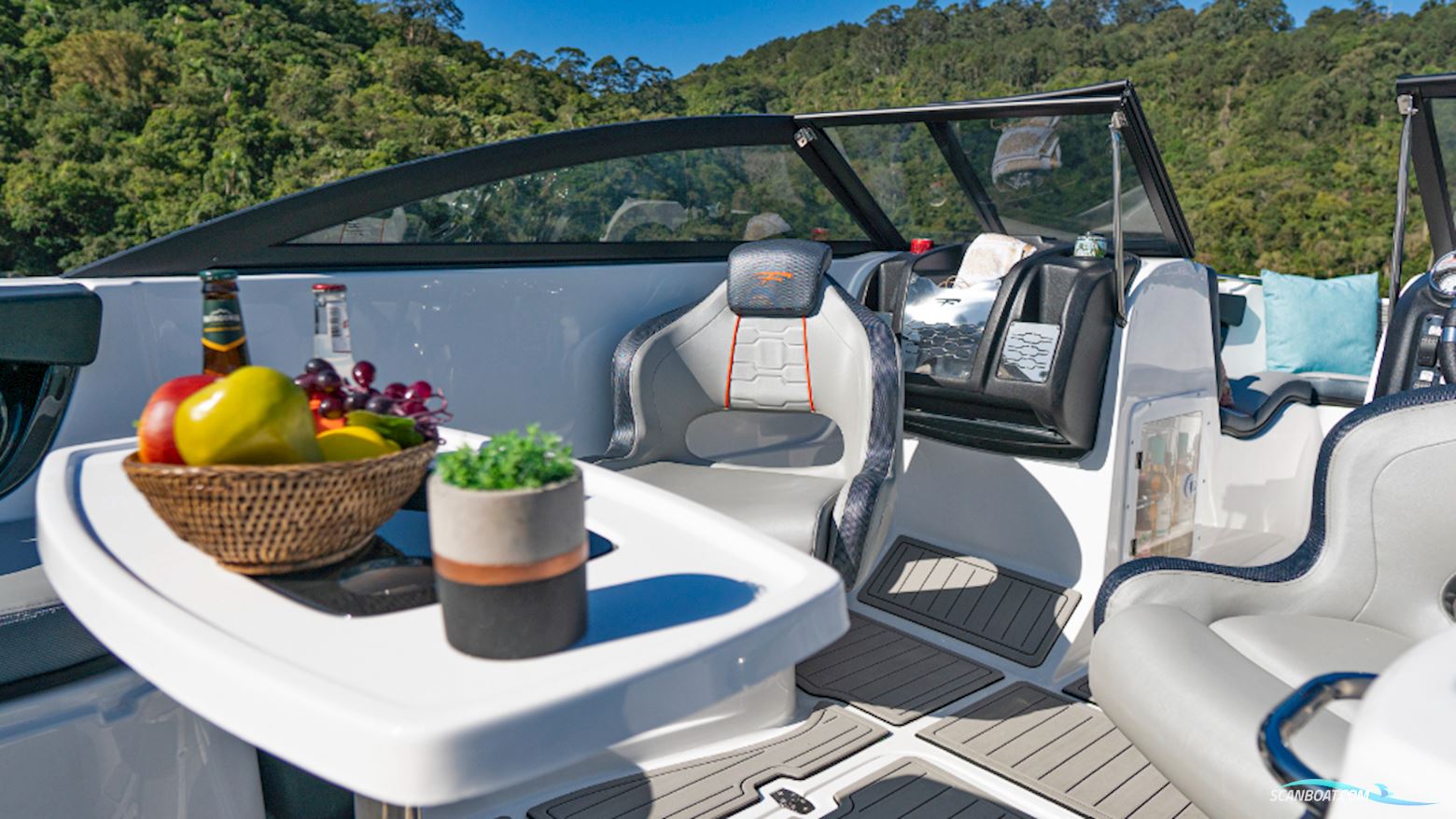 FIBRAFORT 212 Bowrider, nu eindelijk weer uit voorraad leverbaar !!