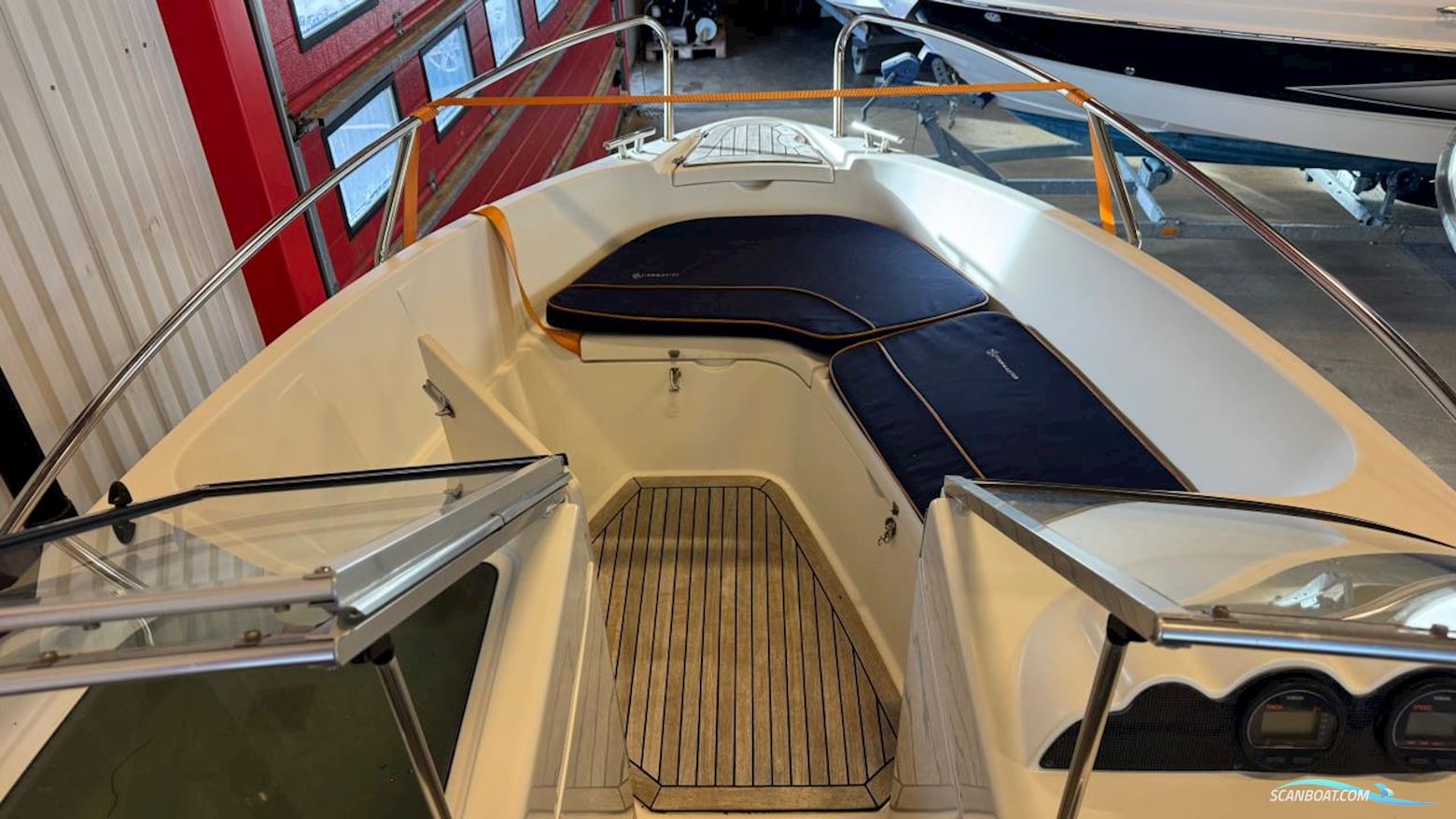 FINNMASTER 5700 OPEN