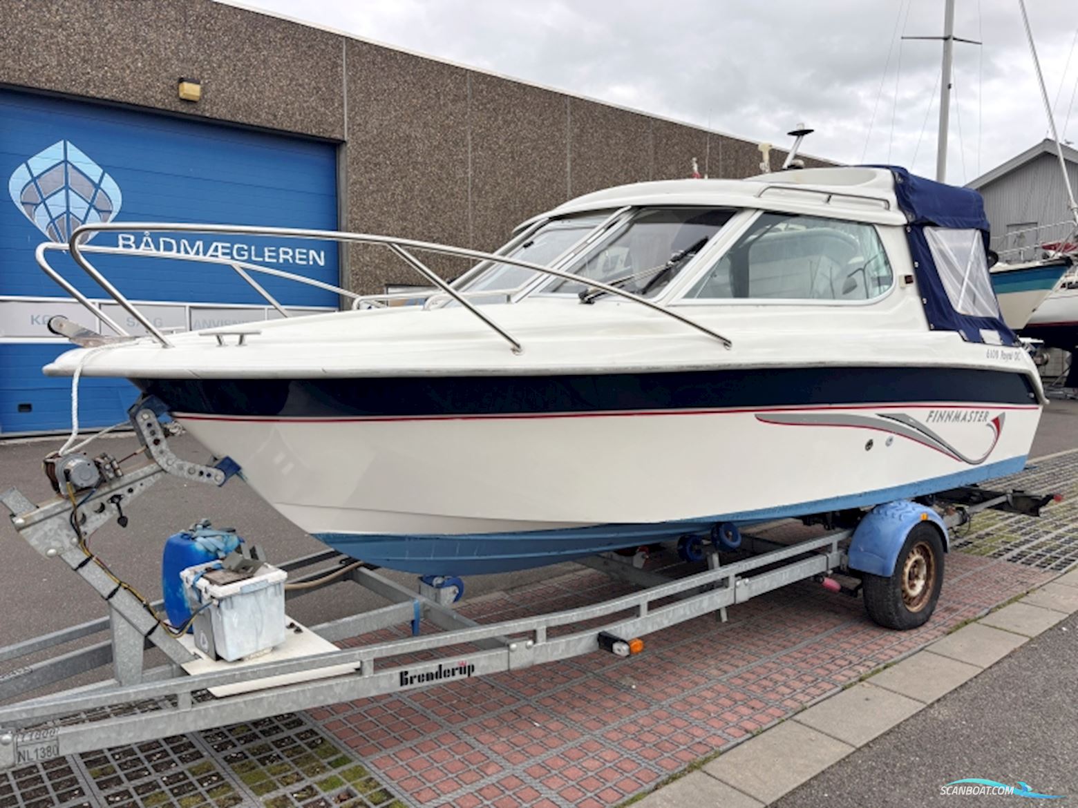 Finnmaster 6100 Royal OC