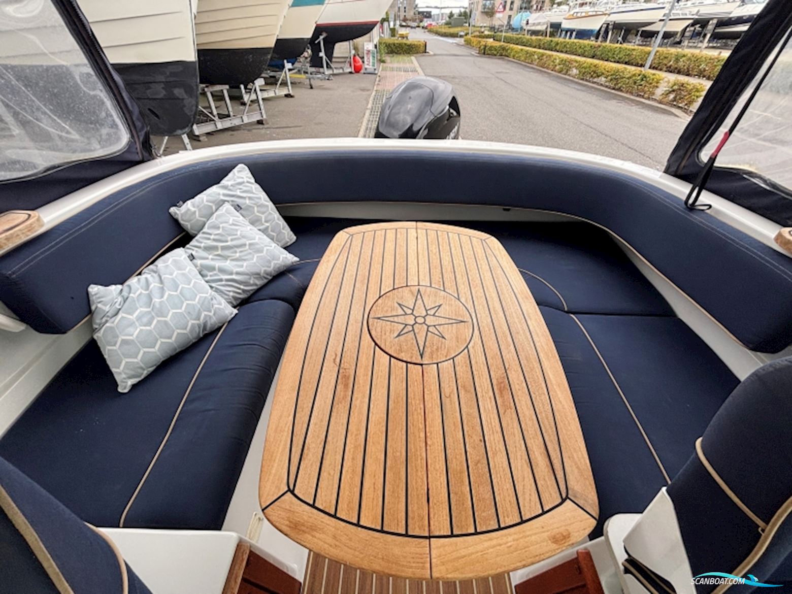 Finnmaster 6100 Royal OC