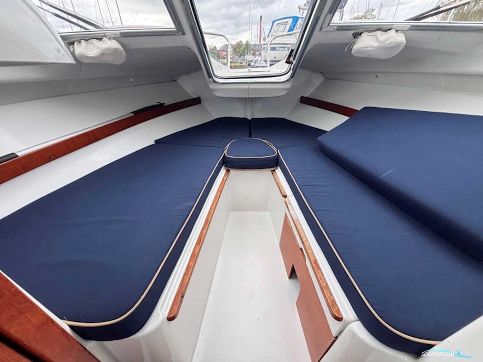 Finnmaster 6100 Royal OC