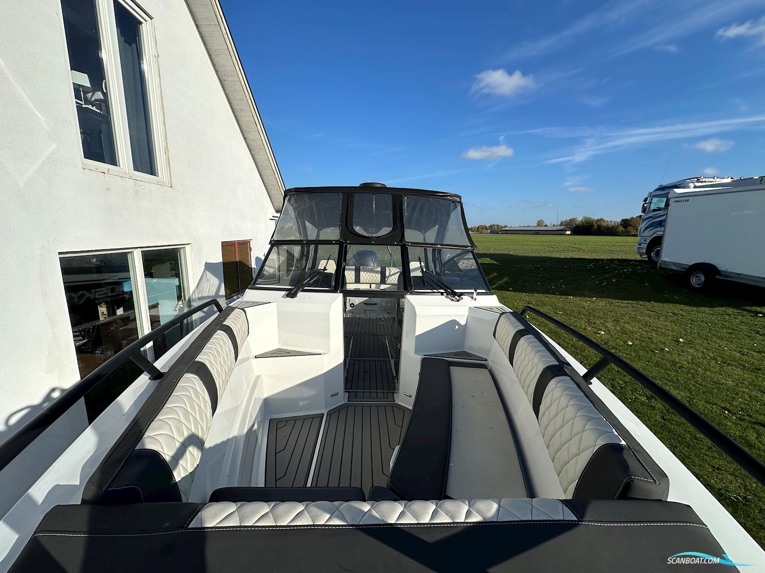 FINNMASTER Husky R8 S