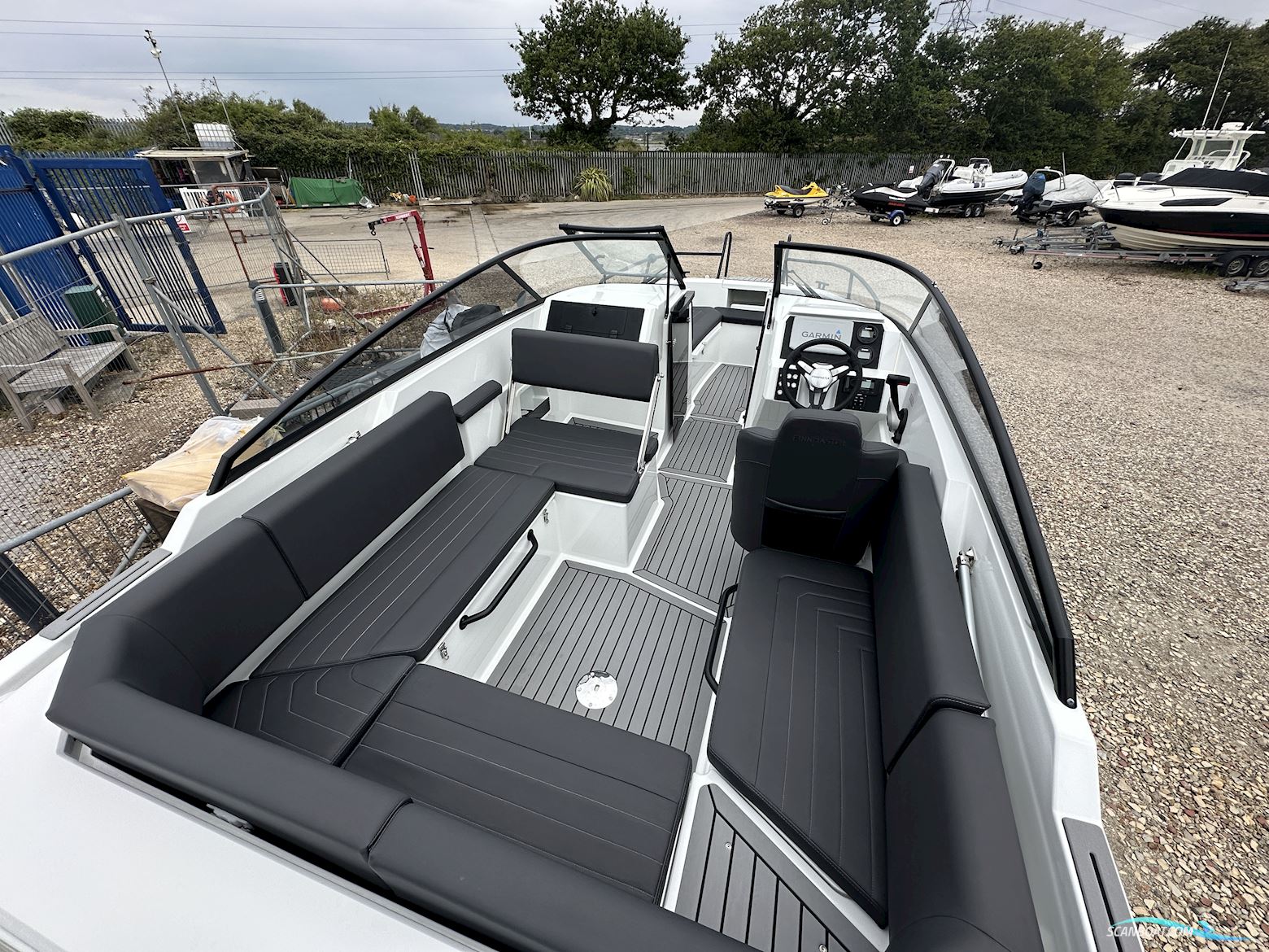 FINNMASTER R6 Bowrider