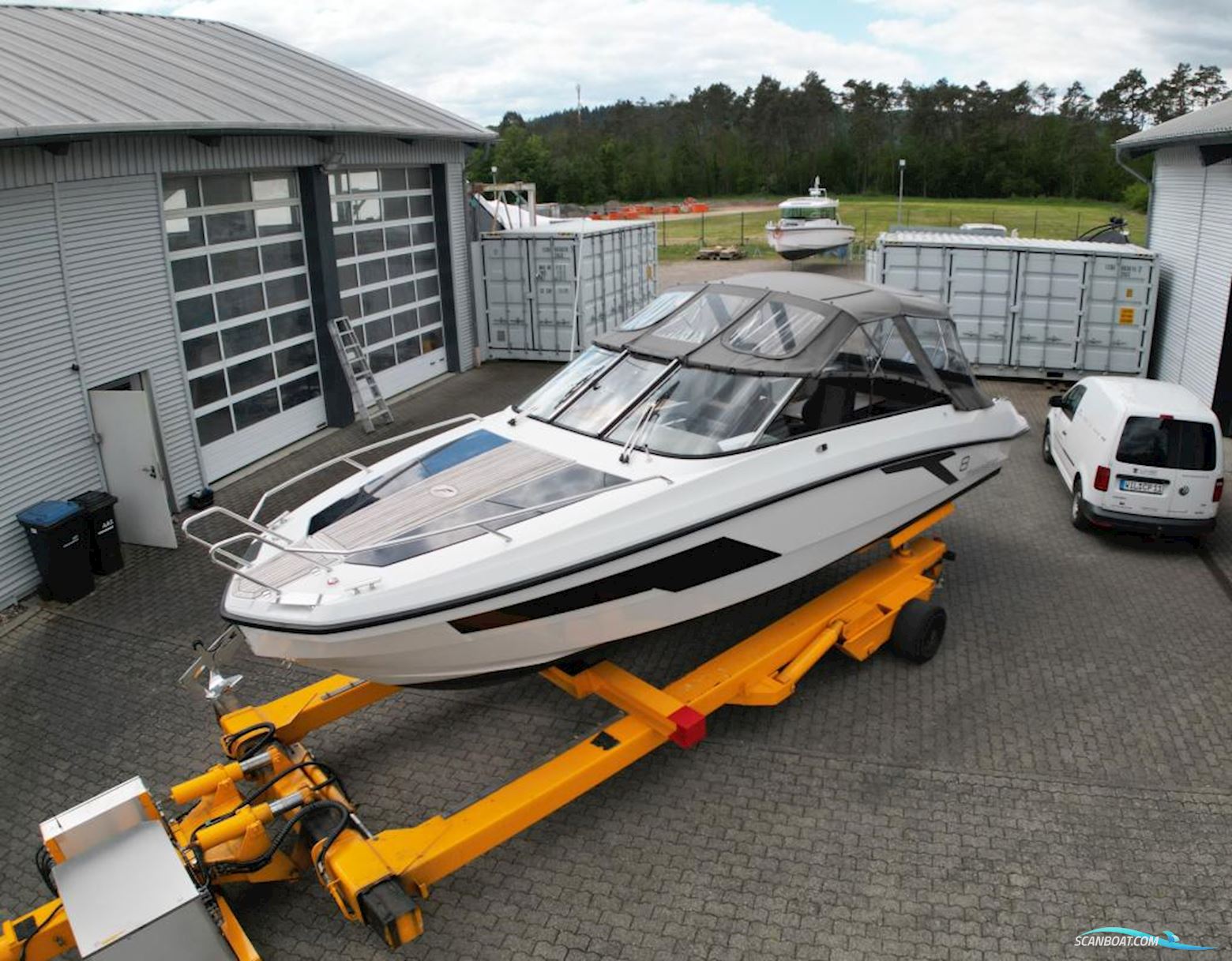 FINNMASTER T8 Motorboat 2018, with Yamaha engine, Germany