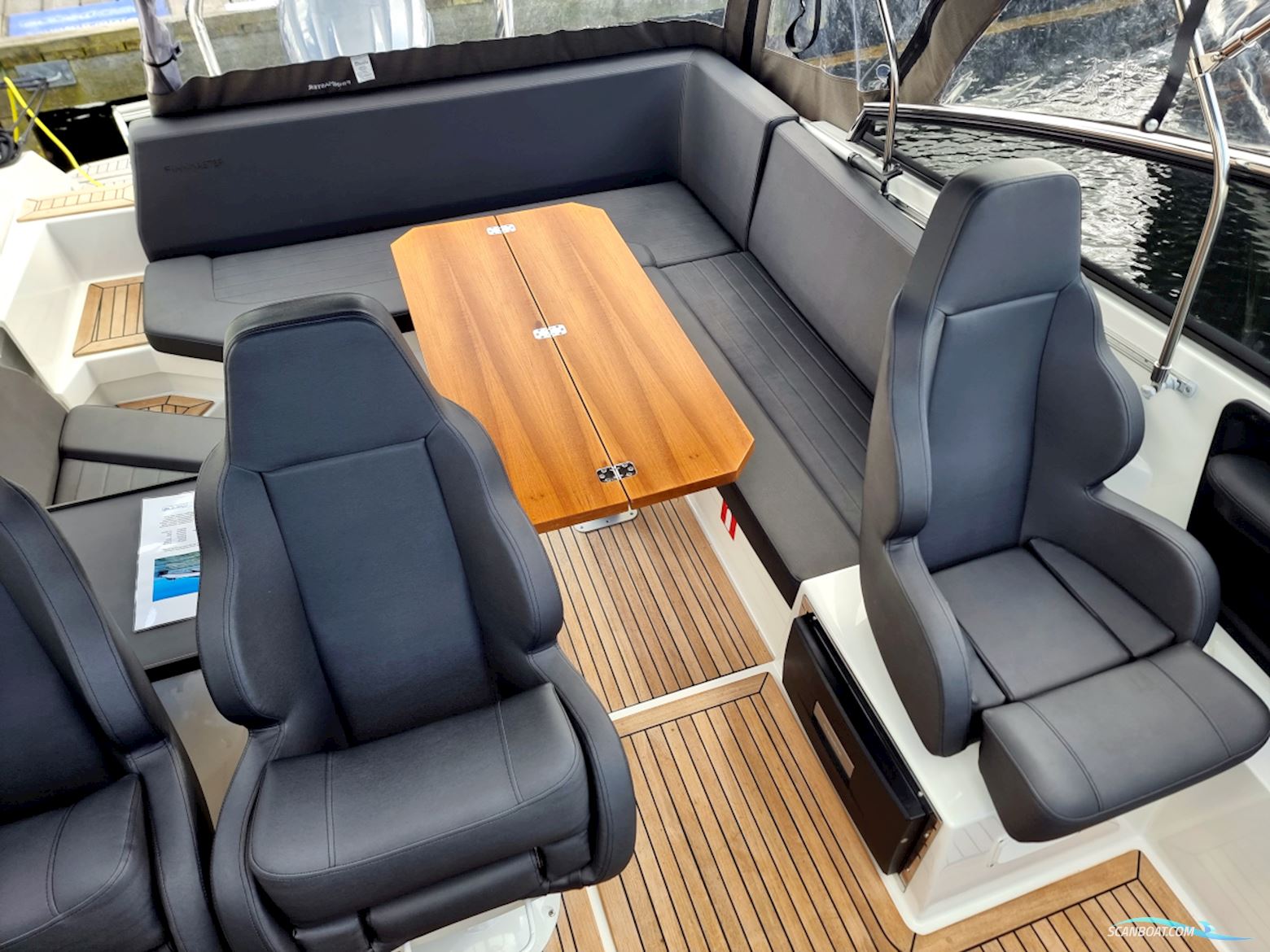 Finnmaster T8 Yamaha F300 XSB2 2022