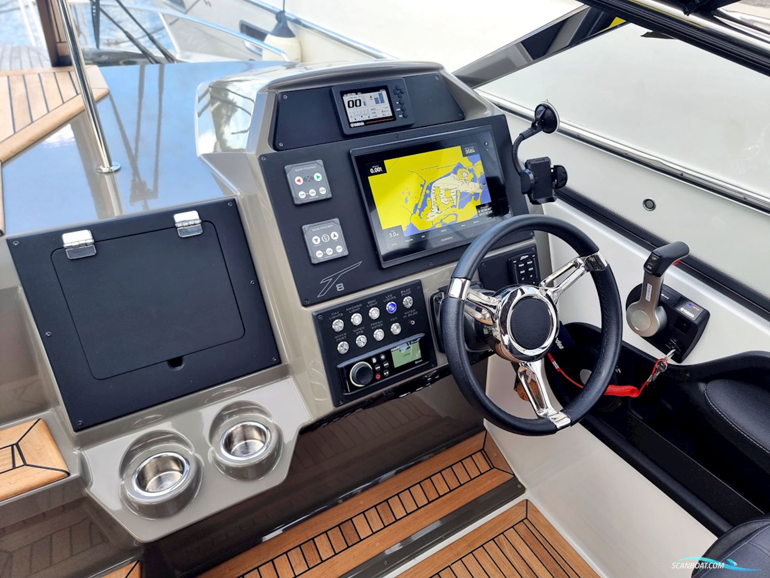 Finnmaster T8 Yamaha F300 XSB2 2022