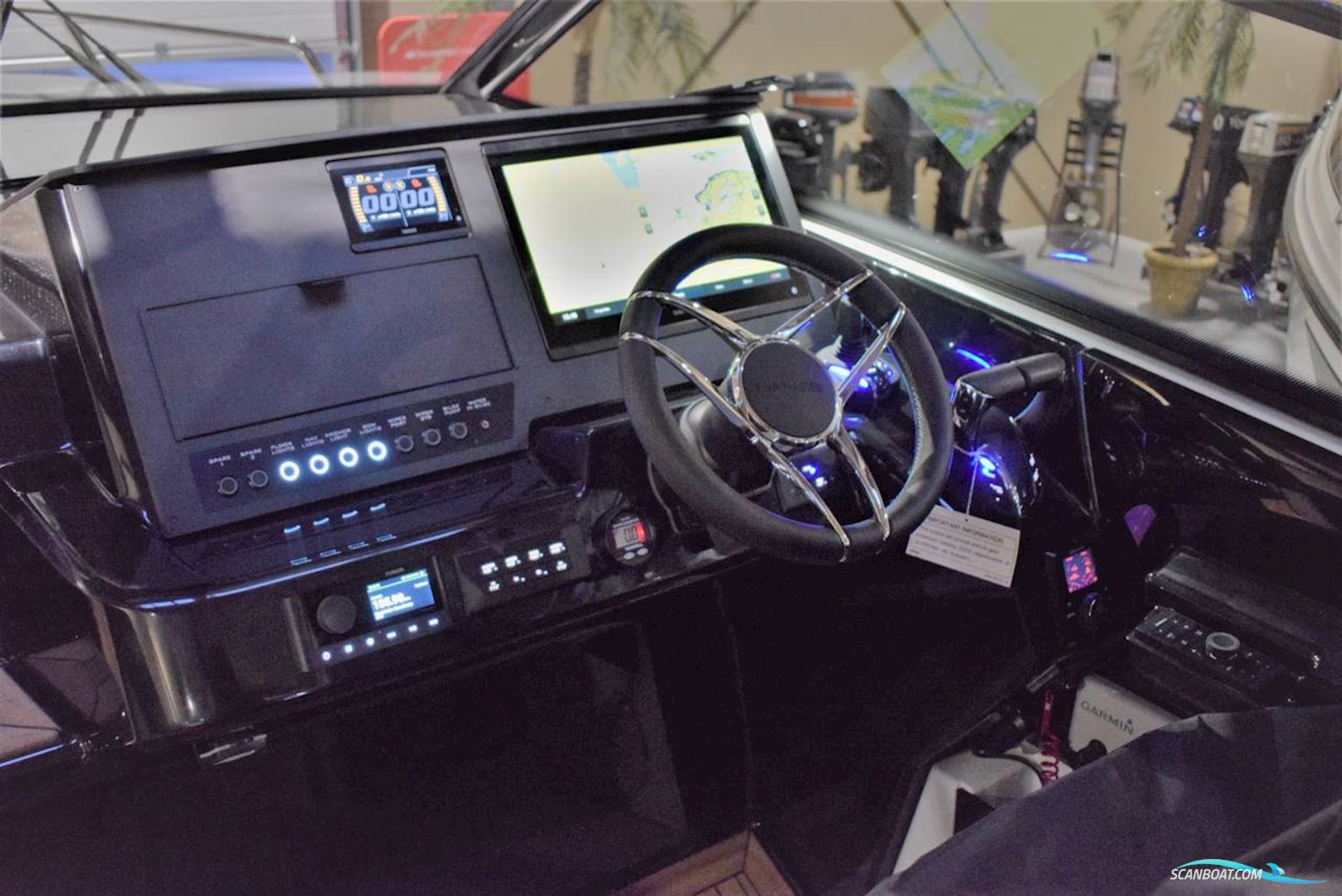 Finnmaster T9 - 2 X F300 Yamaha/Udstyr