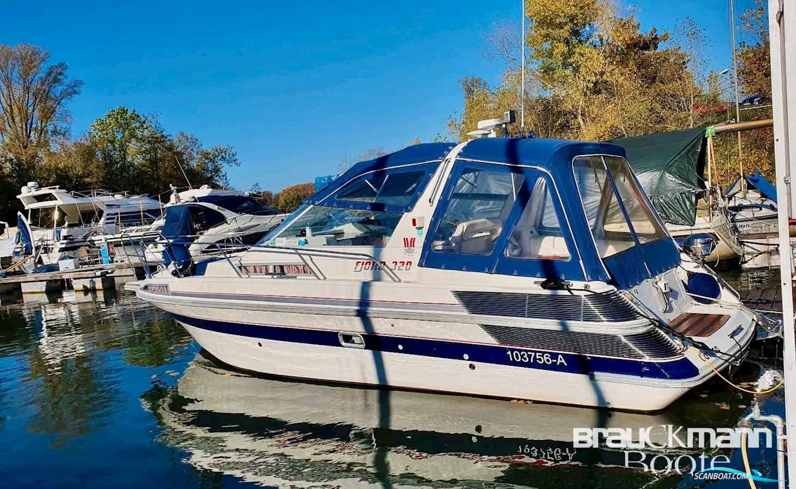 Fjord Dolphin 320 Motorboat 1991, with Volvo Penta engine, Germany