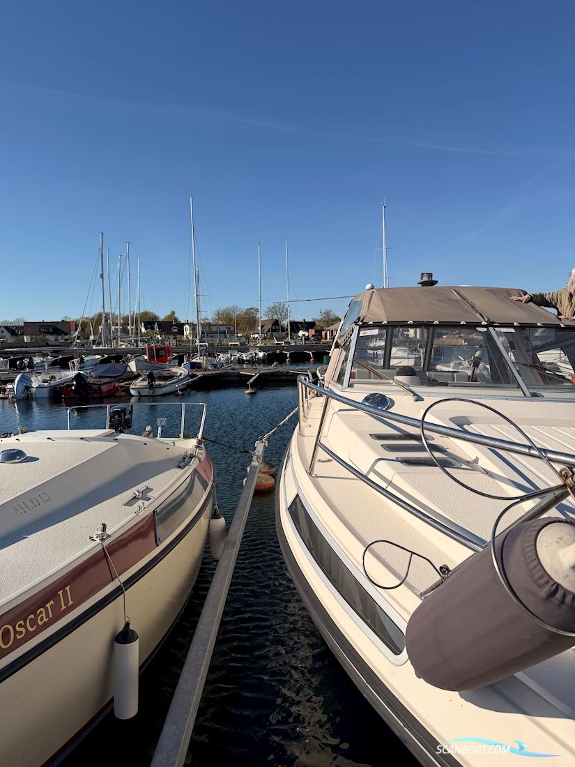 Fjord Dolphin 900