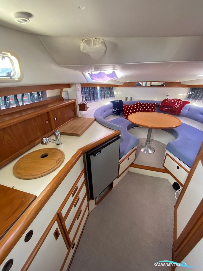 Fjord Dolphin 975