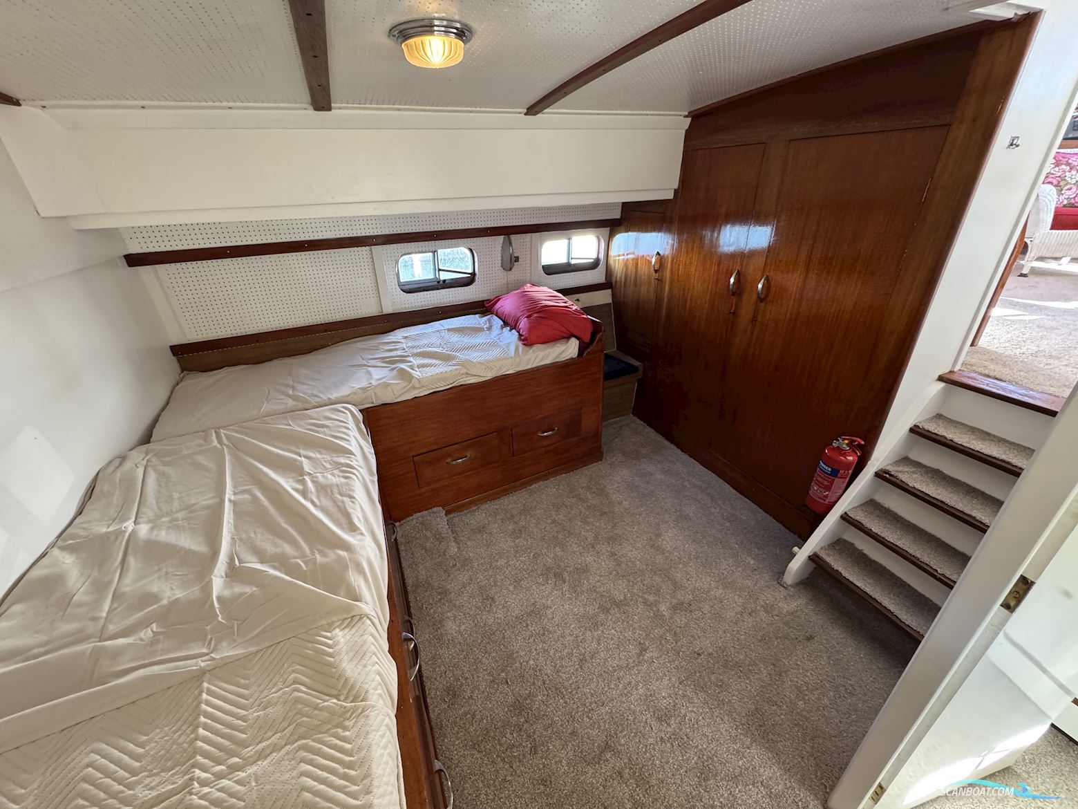 Fleur de Lys 50