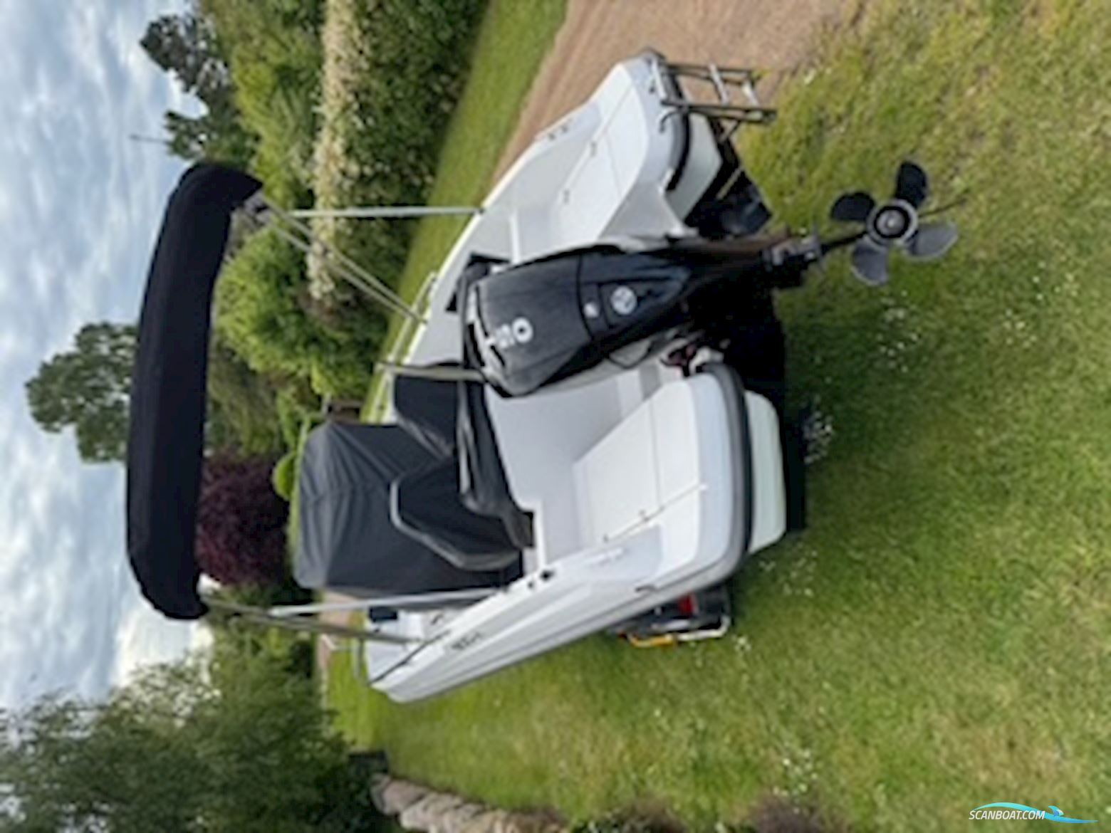 Flipper 600 sc (sat 30.000.- ned )