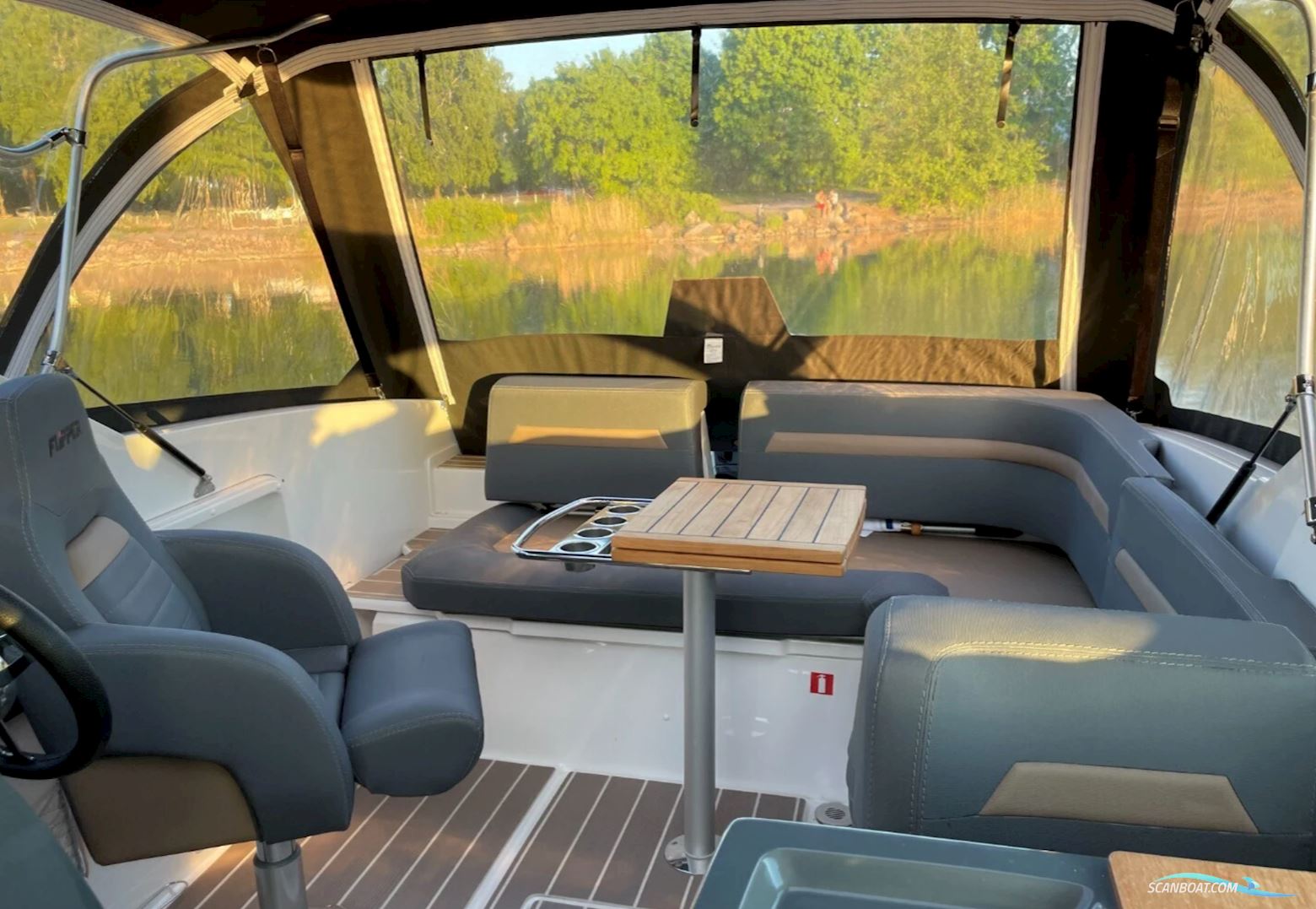 Flipper 670 ST