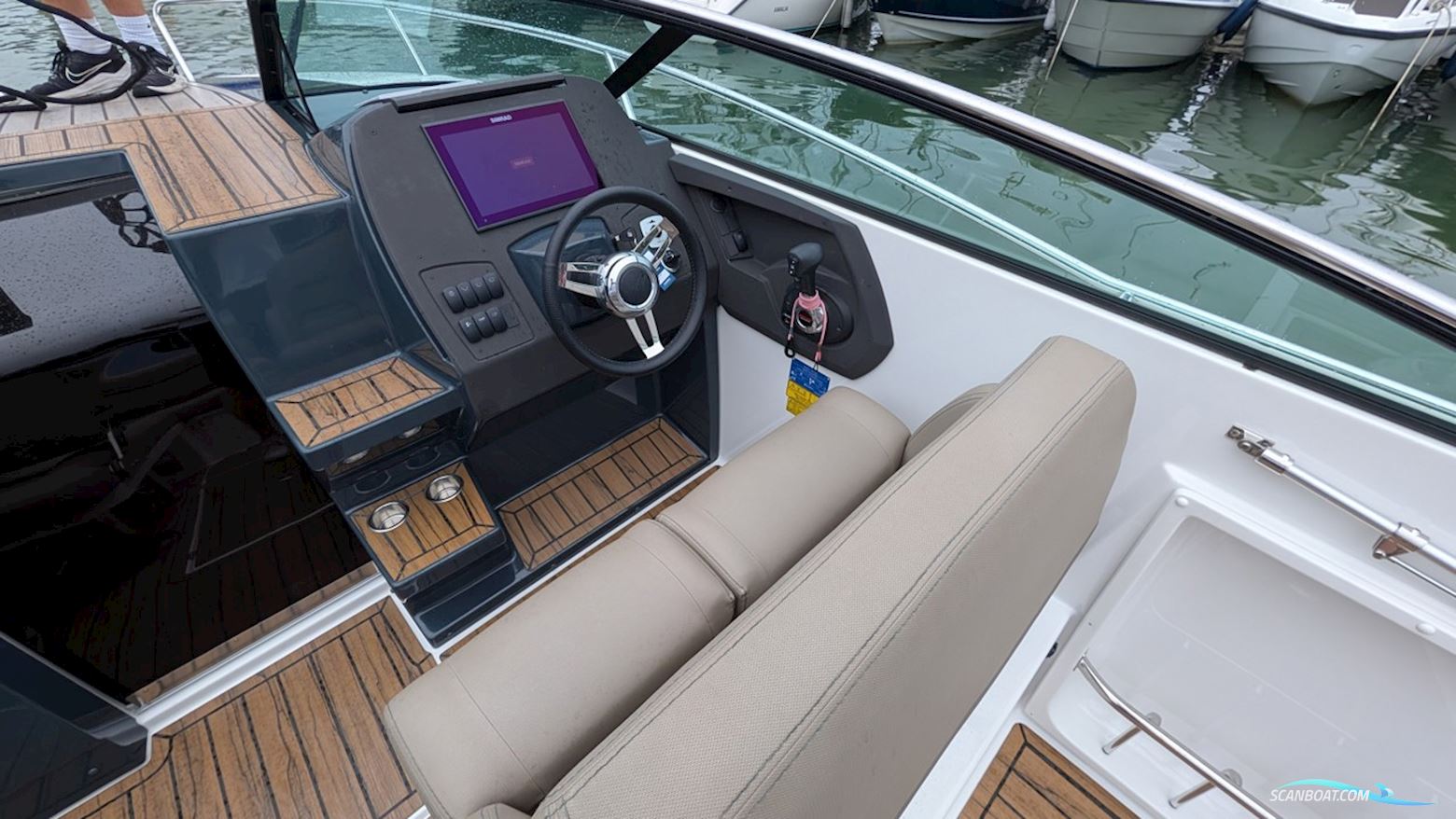 Flipper 700 DC
