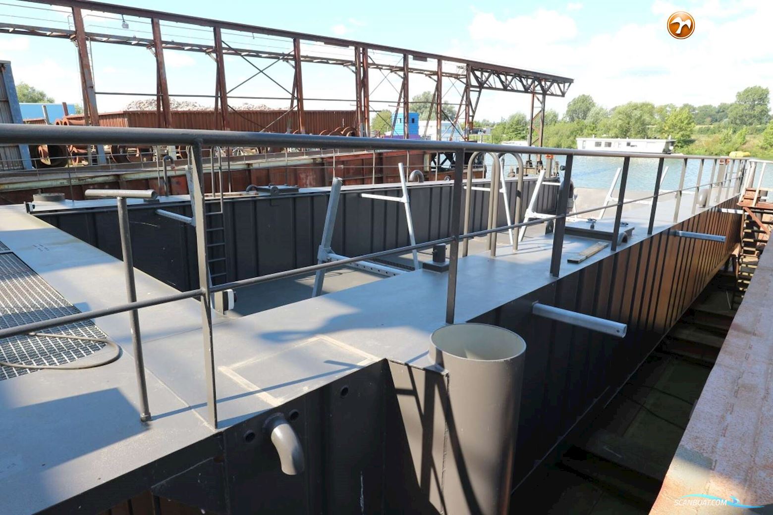 Floating Dock
