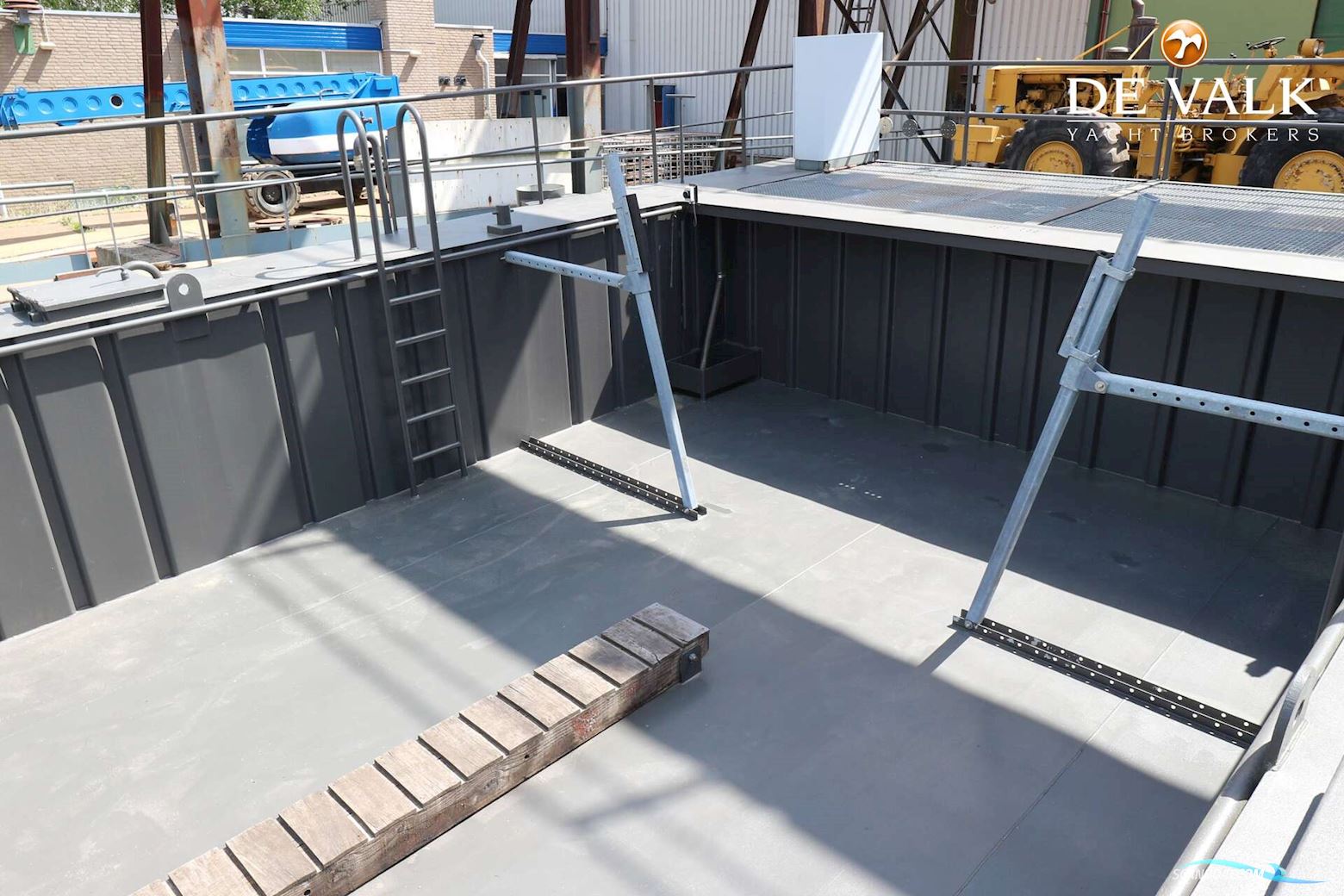 Floating Dock