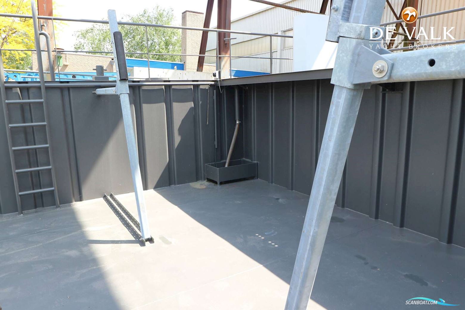 Floating Dock