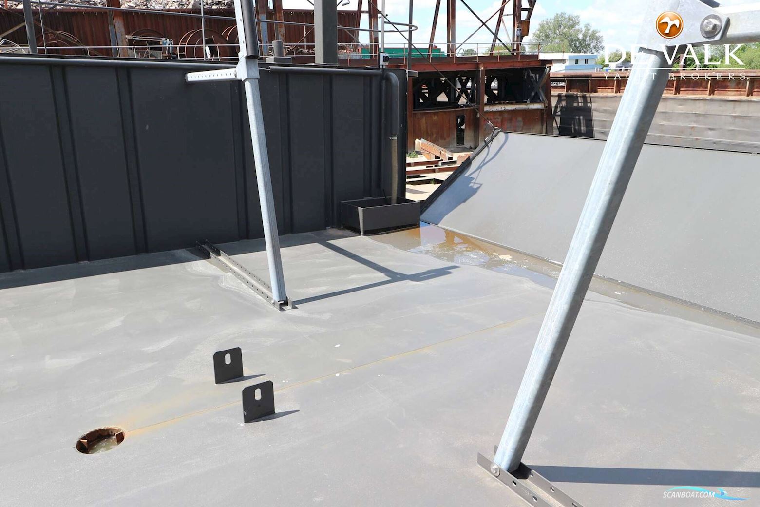 Floating Dock