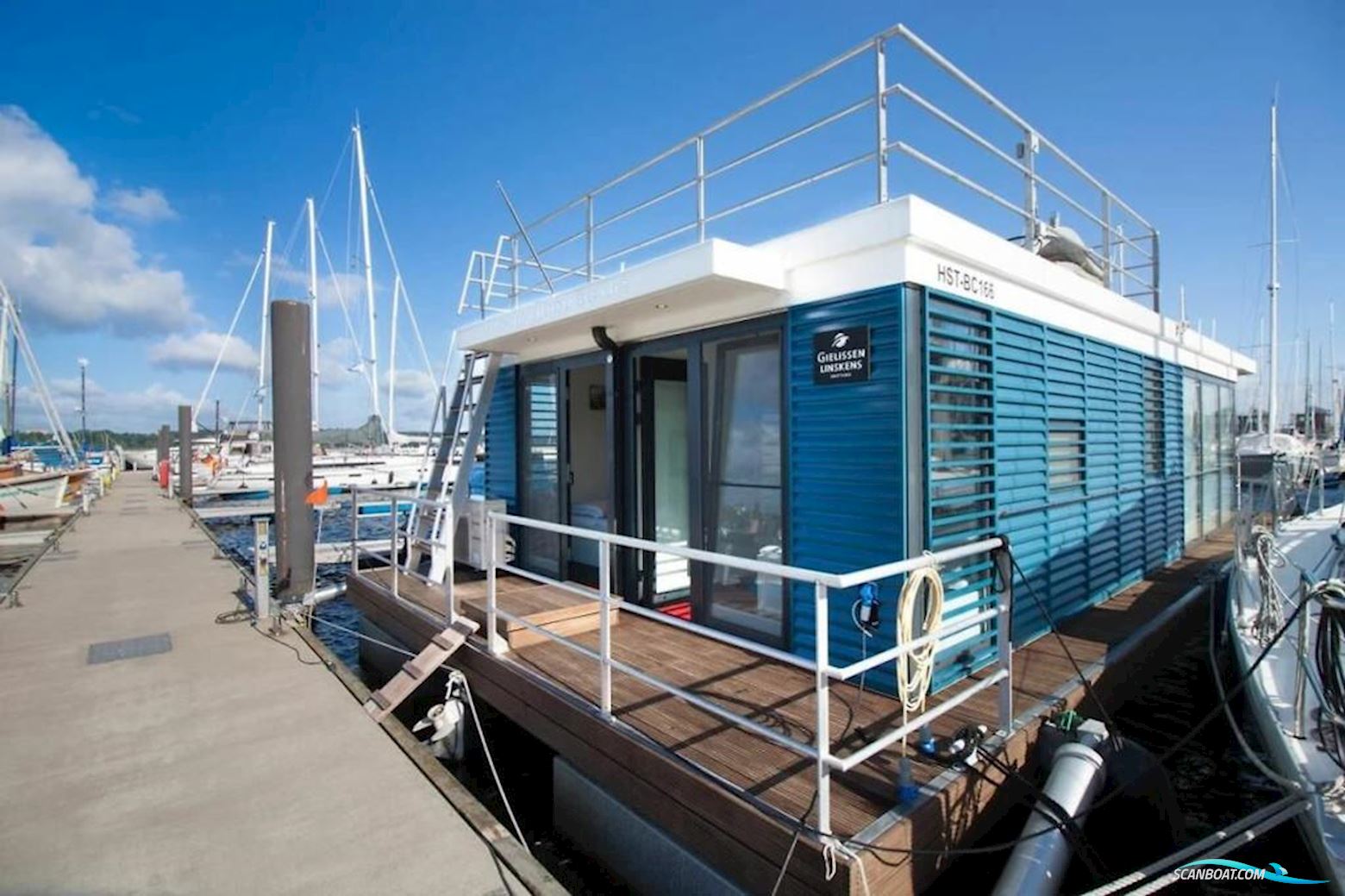 Floating Home 44 Motorboat 2014, Germany