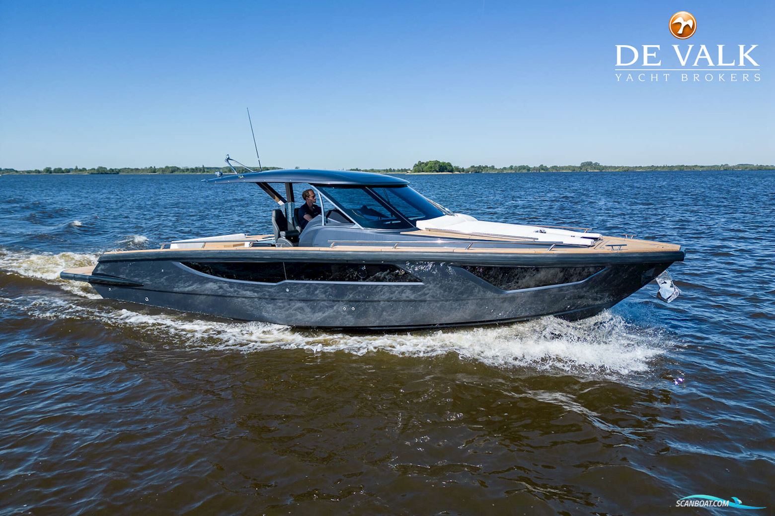 Focus Forza 37 Motorboat 2023, with Mercury MD 3.0 engine, The Netherlands