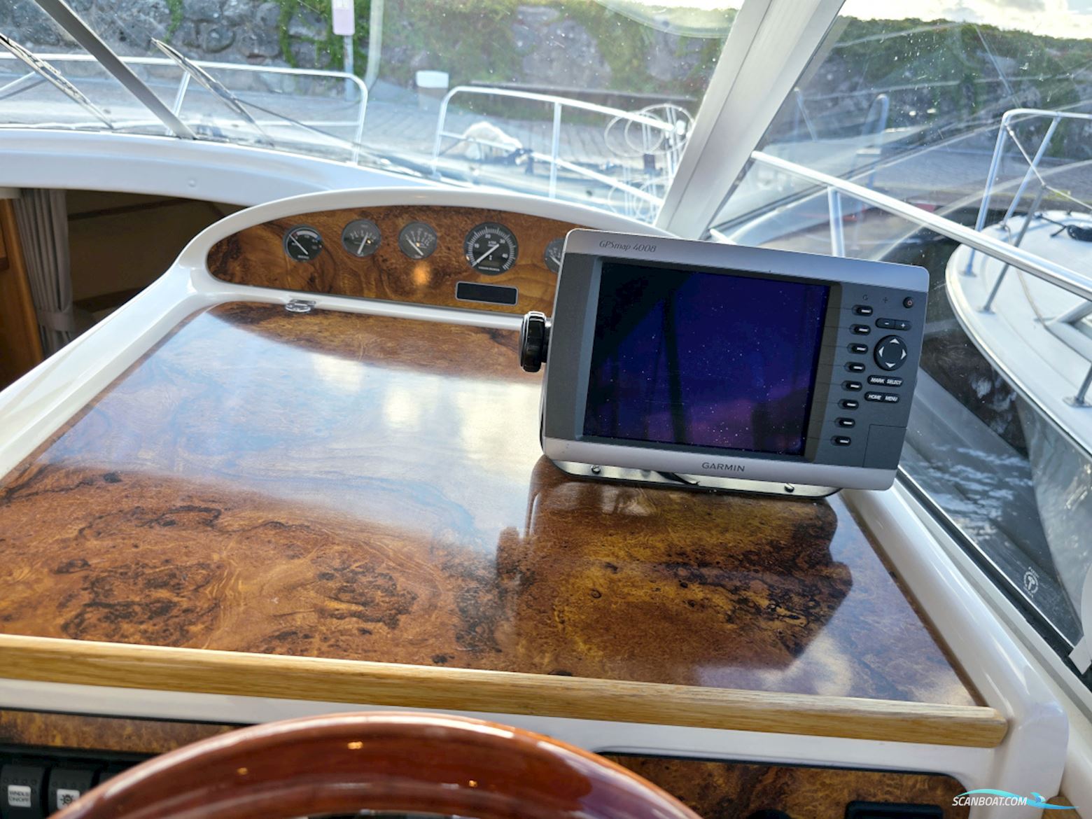 Forbina 10000 Volvo Penta Kad 300 Edc