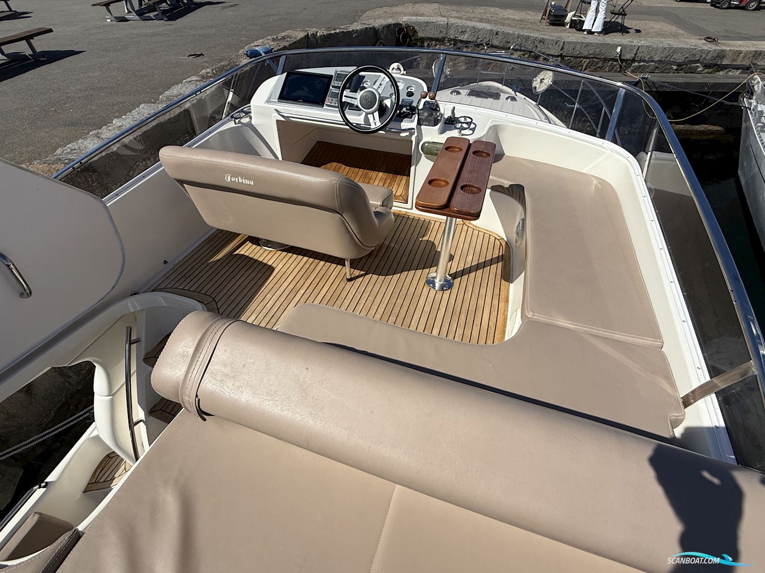 Forbina 40 Flybridge. Sommerpris. Meget Nedsat.