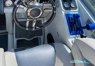 Formula 353 Fastech Motorboat 2002, with 2 x Mercruiser 350 Mag Mpi -2023 engine, Sweden