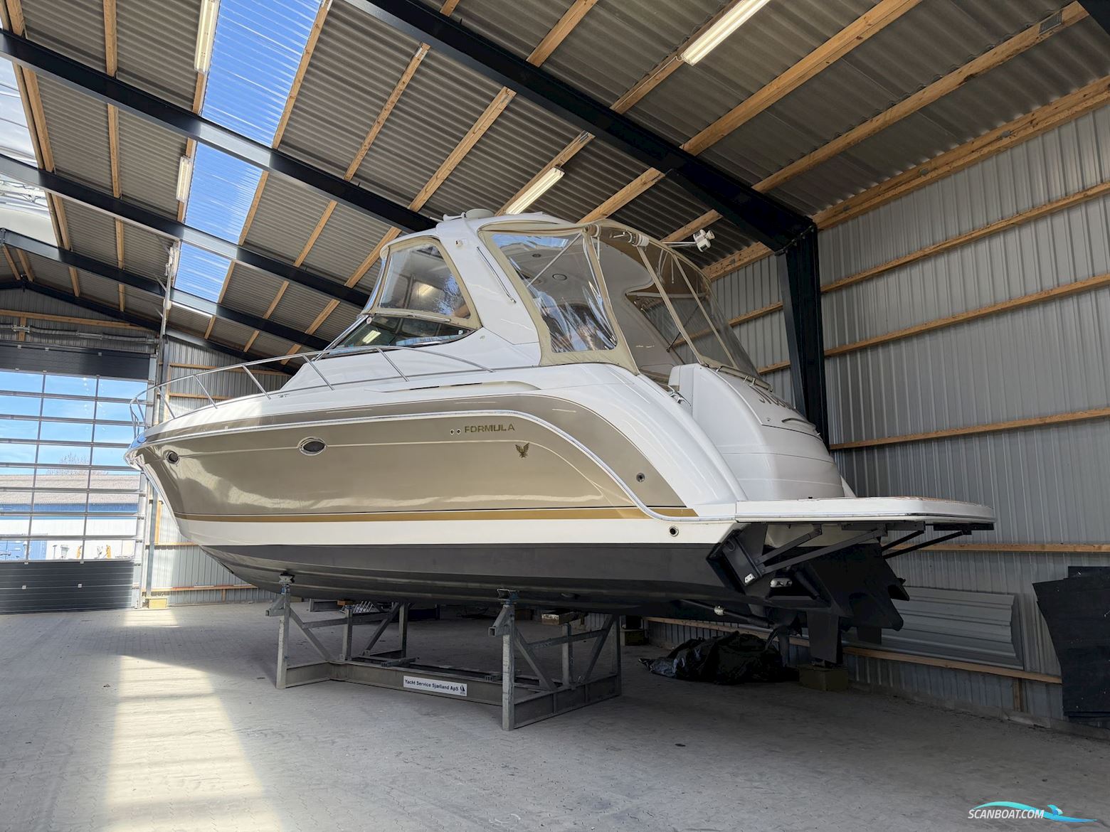 Formula 40 Performance Cruiser