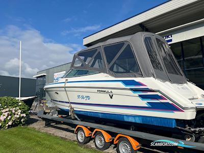 Formula F-280 SS Cuddy Cabin Motorboat 1996, with Twin Mercruiser engine, The Netherlands