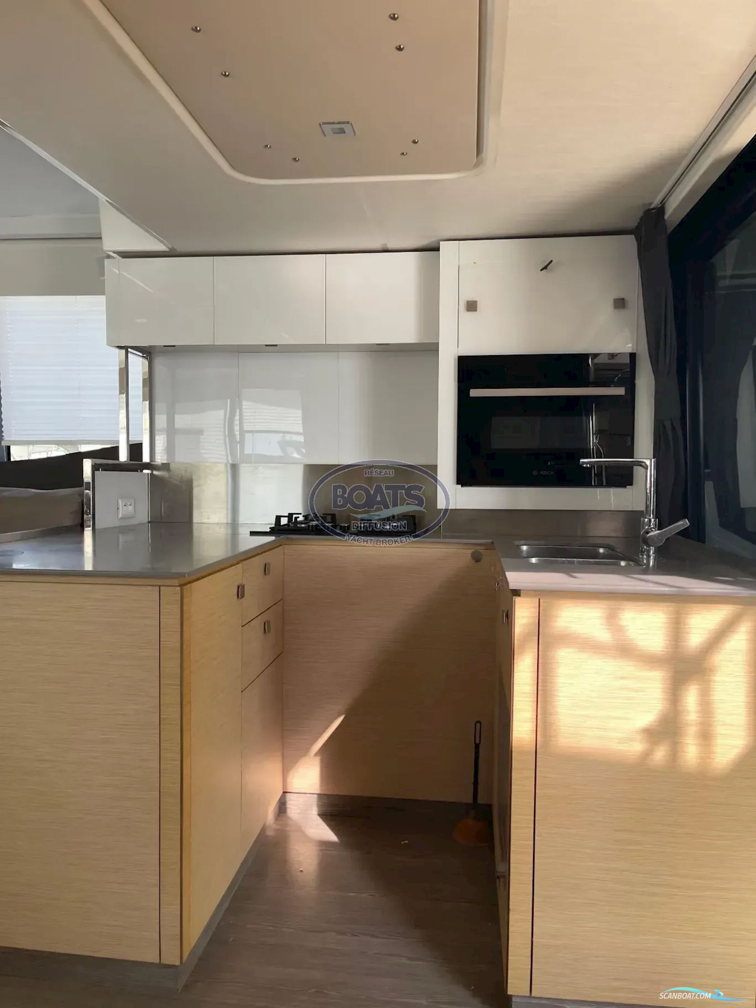 Fountaine Pajot MY 44